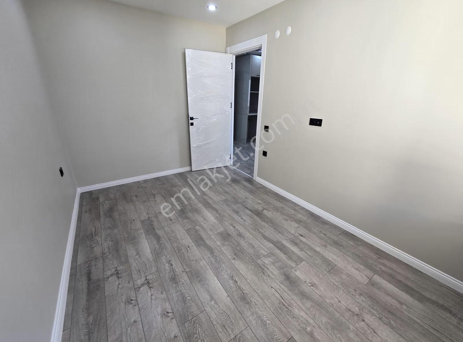 Altınova'da Satılık Sıfır 1+1 Daire - Yüksek Giriş & Emsalsiz - Görsel 2