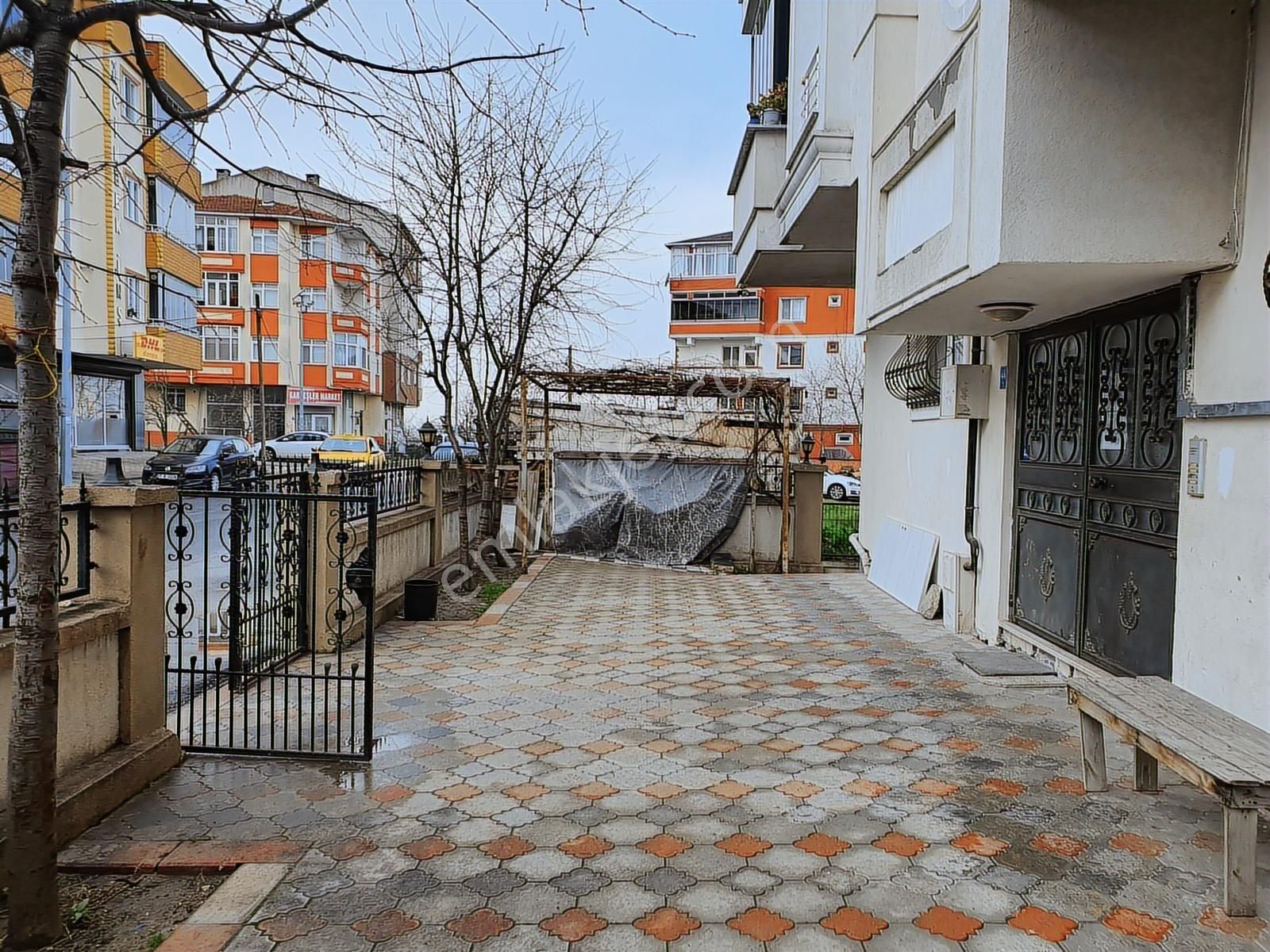 Eminevim Ve Katılımevime De Uygun, Okuluna Yakın, Ön Cephe 3+1 - Görsel 19