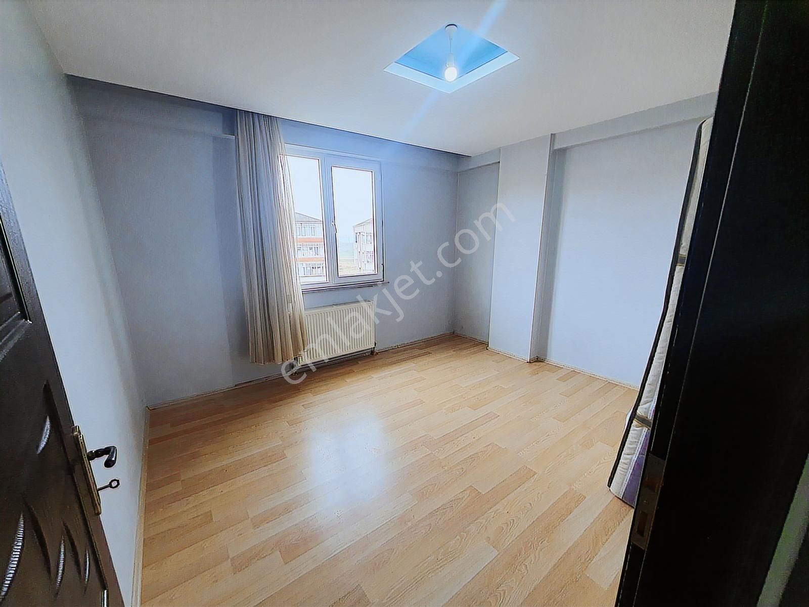 Eminevim Ve Katılımevime De Uygun, Okuluna Yakın, Ön Cephe 3+1 - Görsel 2