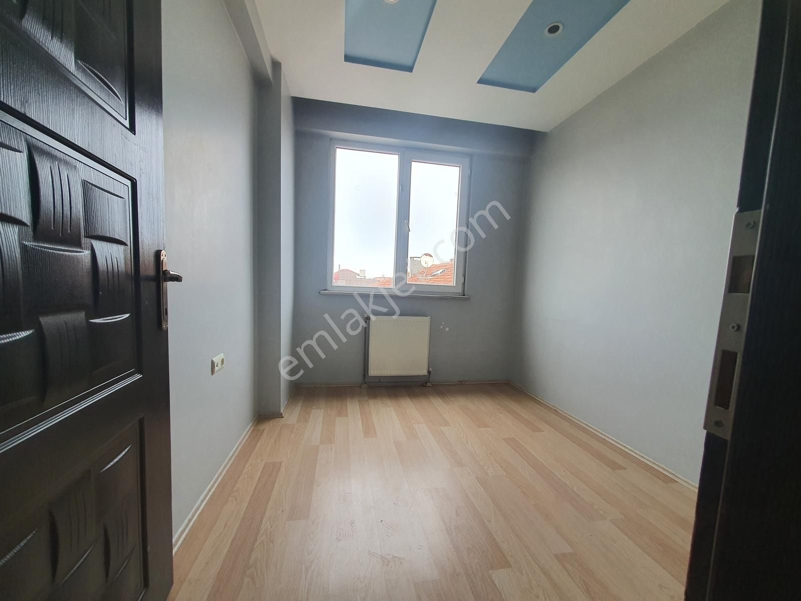 Eminevim Ve Katılımevime De Uygun, Okuluna Yakın, Ön Cephe 3+1 - Görsel 13