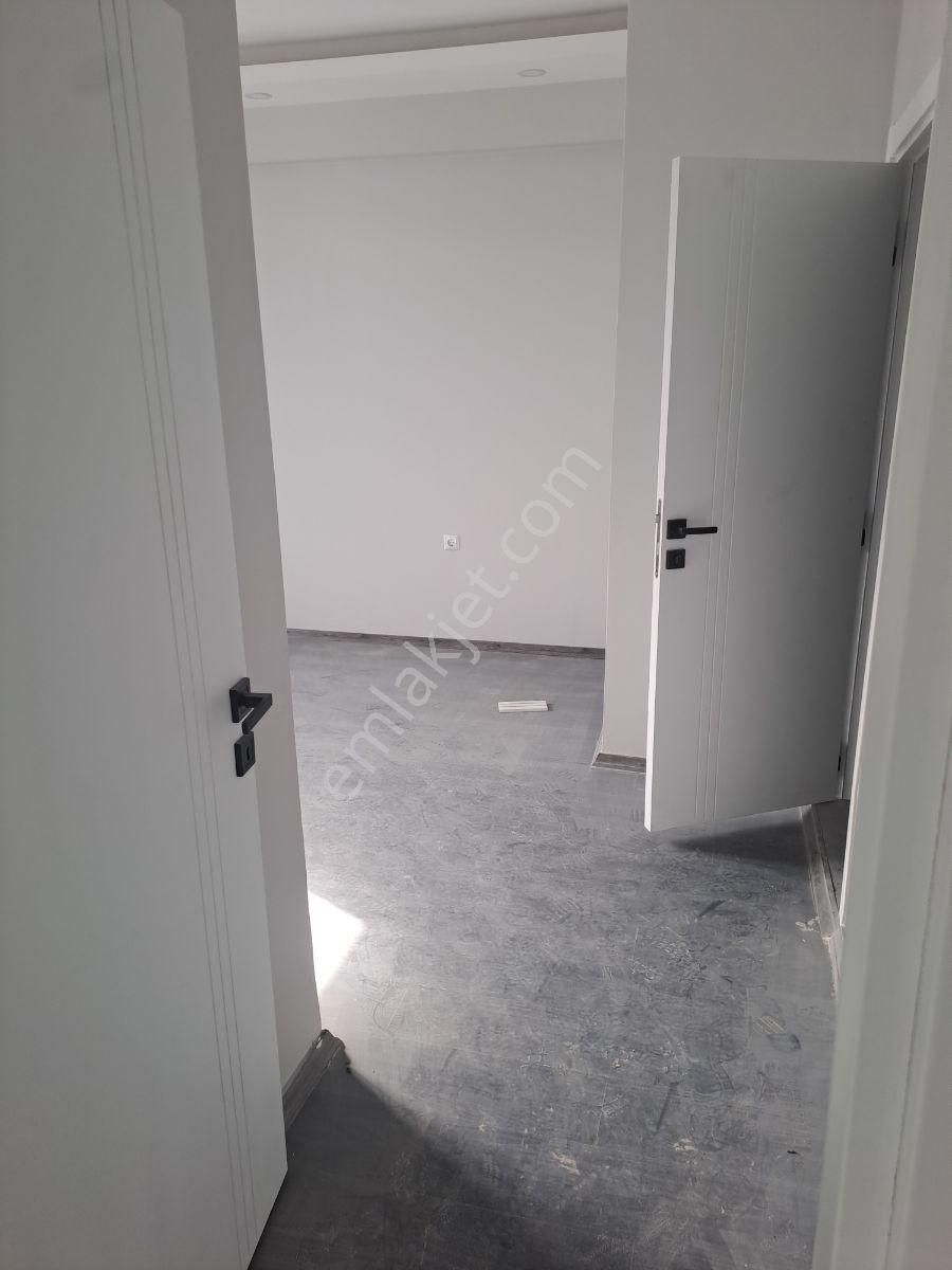 Silivri Mimarsinan Mahallesi Alipaşa Yolu Üzeri 2+1 3+1 Kiralık - Görsel 5