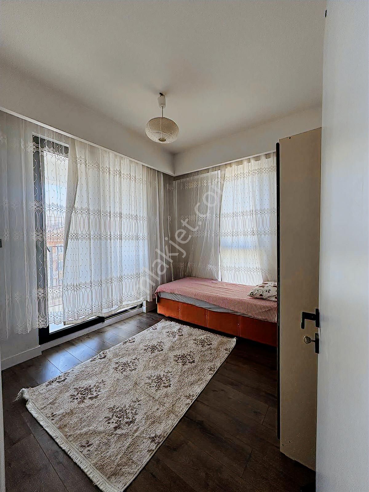 Son Fırsat Bahçelievler Beyoğlu Caddesinde Satılık 2+0 Daire - Görsel 16