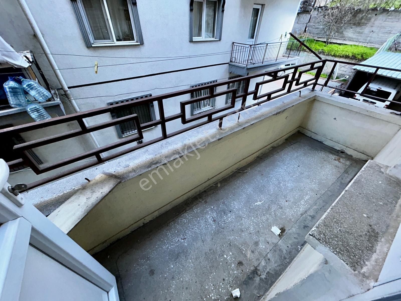 Sincan Dünyagöz Yanında 1.arakat 3+1 Normal Yapılı Kiralık Daire - Görsel 15