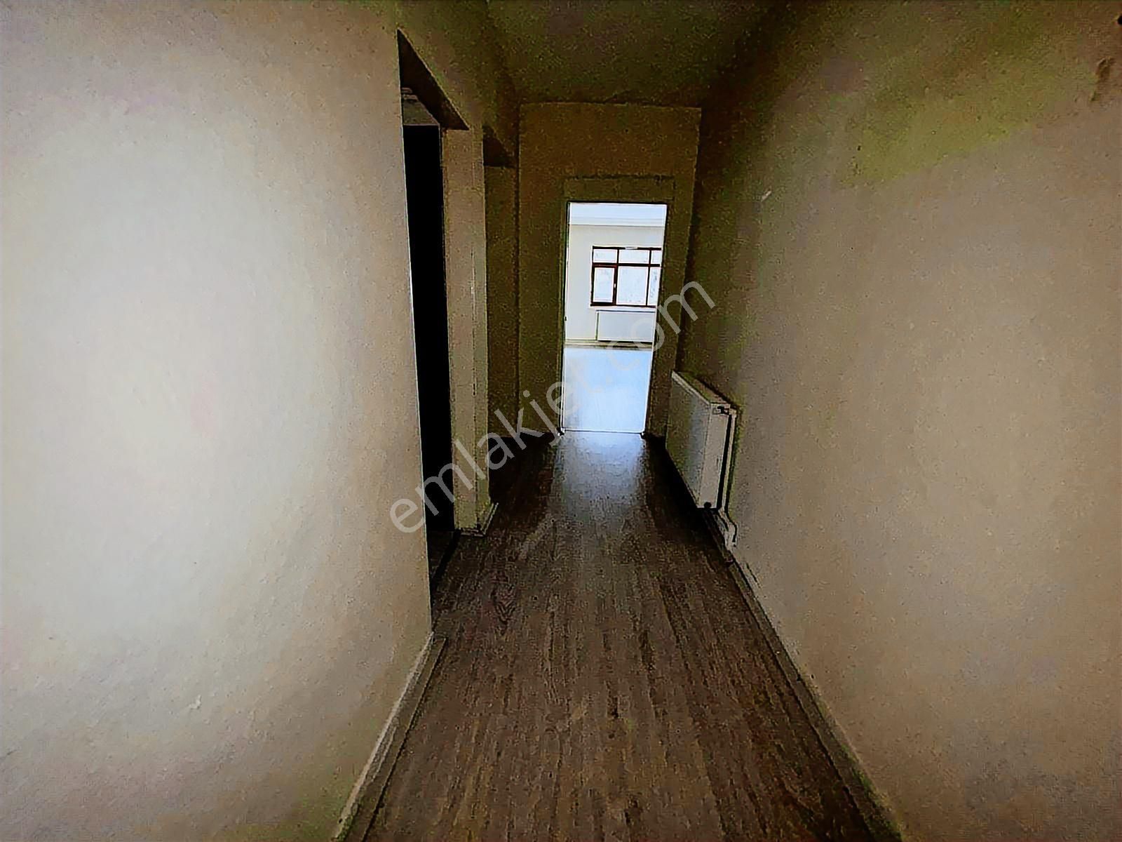 Sincan Dünyagöz Yanında 1.arakat 3+1 Normal Yapılı Kiralık Daire - Görsel 18