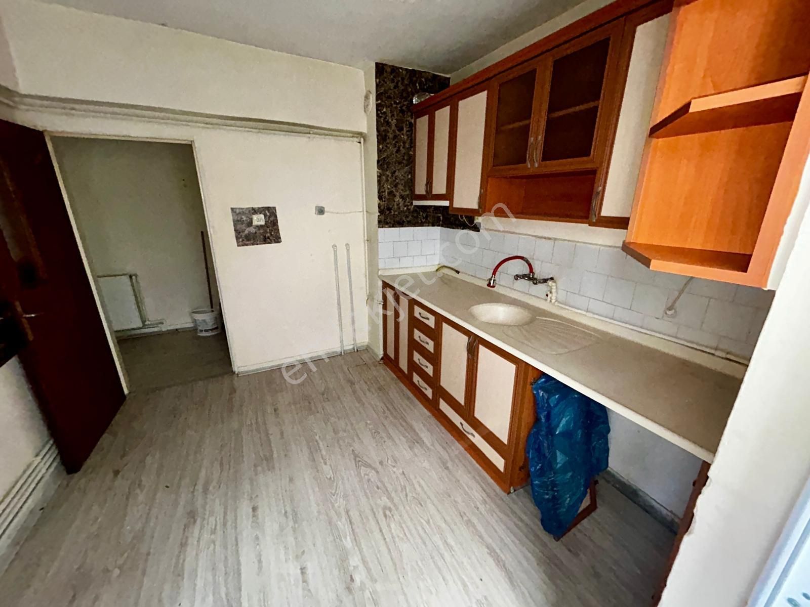 Sincan Dünyagöz Yanında 1.arakat 3+1 Normal Yapılı Kiralık Daire - Görsel 2