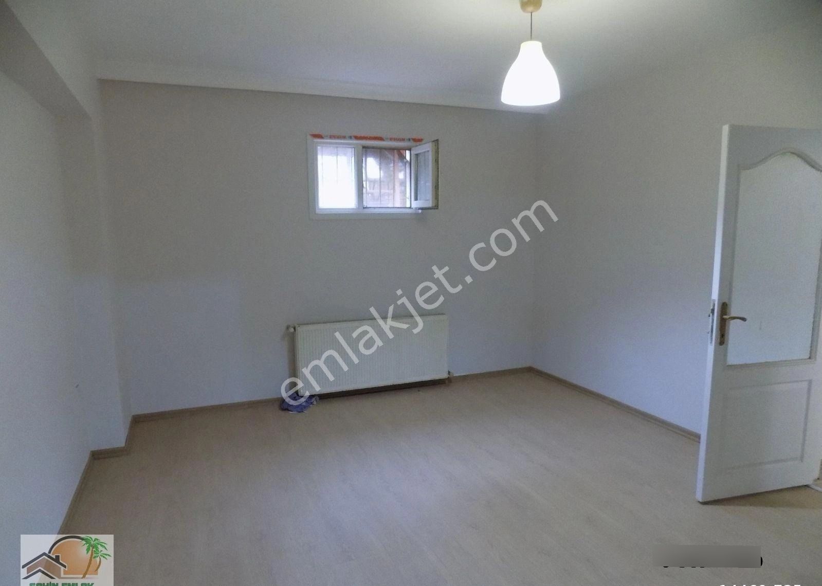 Cevızlı Tekel Cd.yarı Zemın /2+1/ 70m2(yenılenmıs)kombılı - Görsel 13