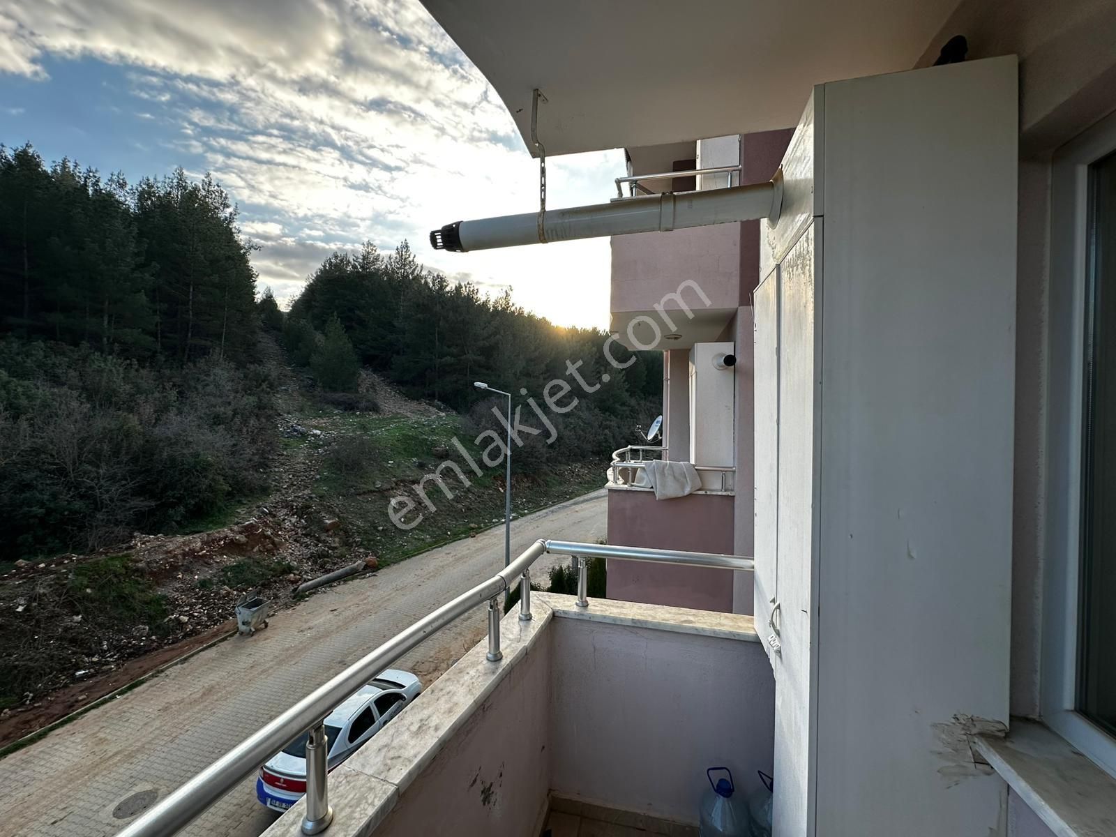 Muğla Kötekli Mah. Konumu Güzel Ara Katta 2+1 Satılık Daire - Görsel 12