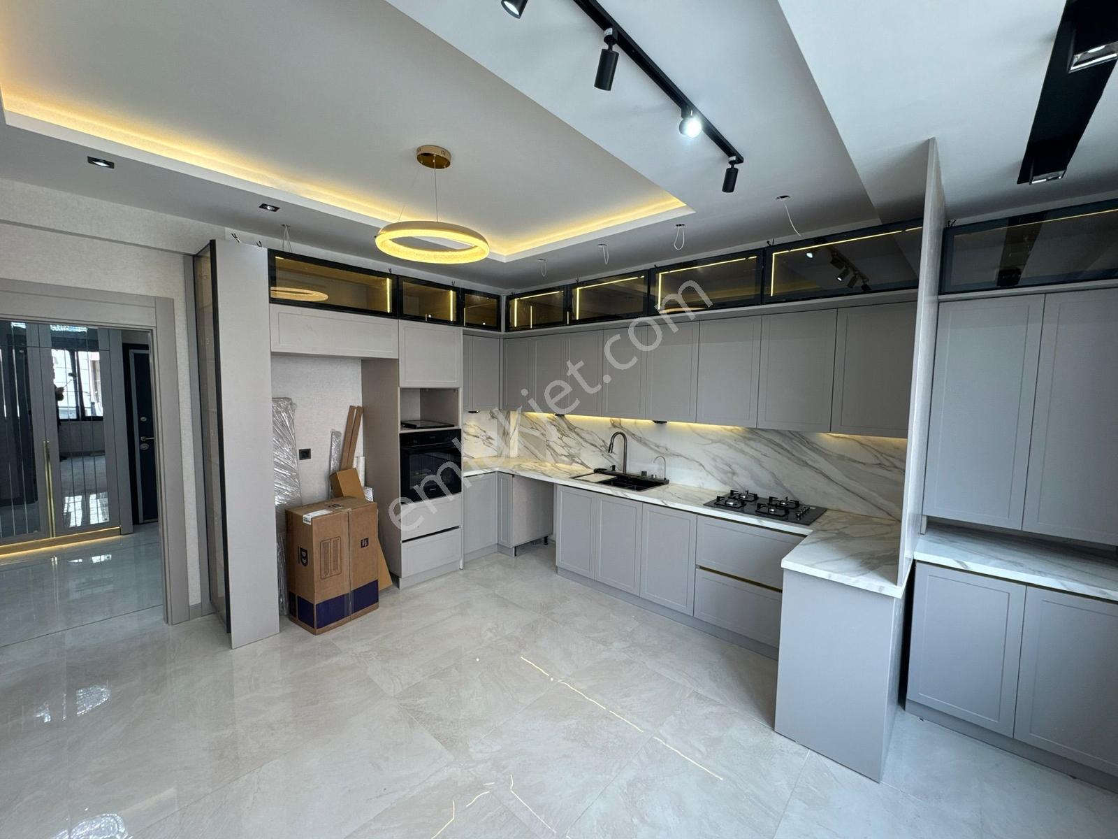 İlkevim 'den Karaköprü 35 Te Cadde Üzerinde Ultra Lüks Daire - Görsel 27