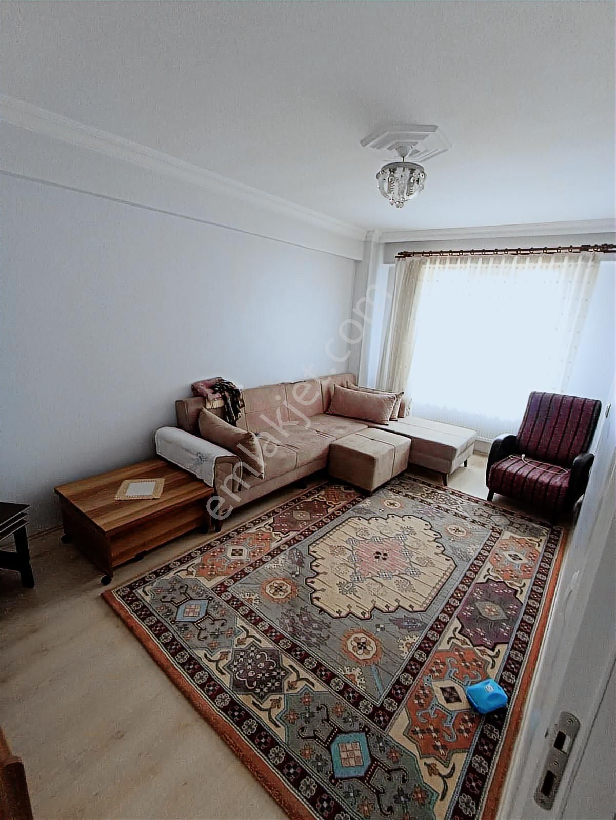 Özbey Emlaktan Şarhöyük Mh Ayrı Mutfaklı 2+0 Daire