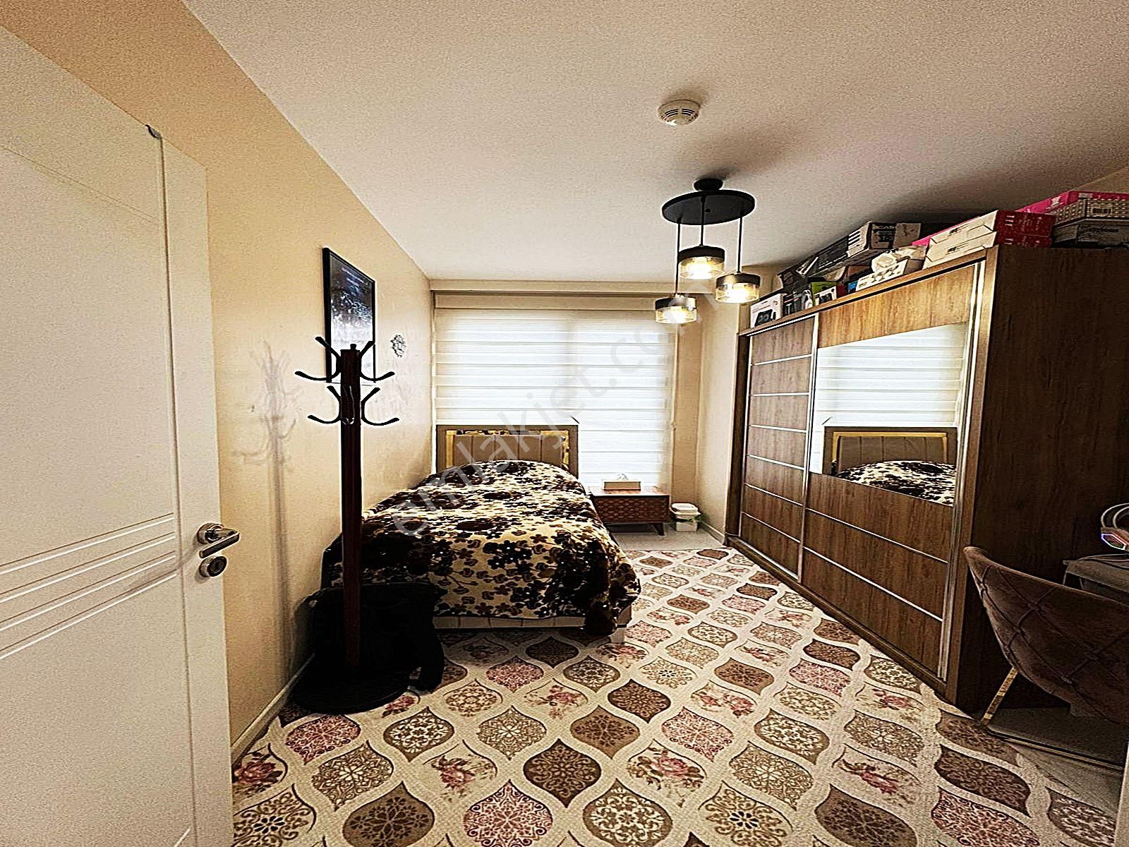 Metrobüse 10dk Siteiçi Yatırımlık Yüksek Kira Getirili 2+1 Daire - Görsel 6