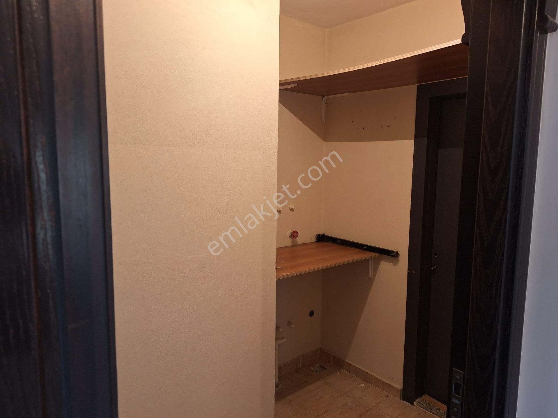 Adana Huzurevlerinde 3+1 Doğalgazlı Kombili Metroya Yakın Marketlere Pazara Yakın Kiralık 3+1 - Görsel 7