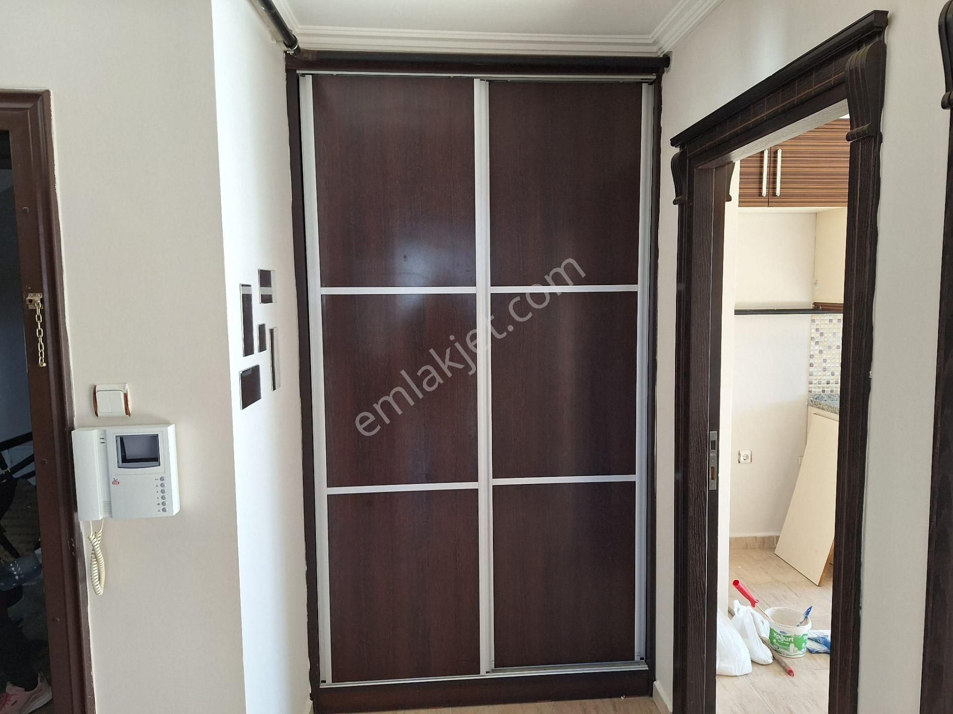 Adana Huzurevlerinde 3+1 Doğalgazlı Kombili Metroya Yakın Marketlere Pazara Yakın Kiralık 3+1 - Görsel 4