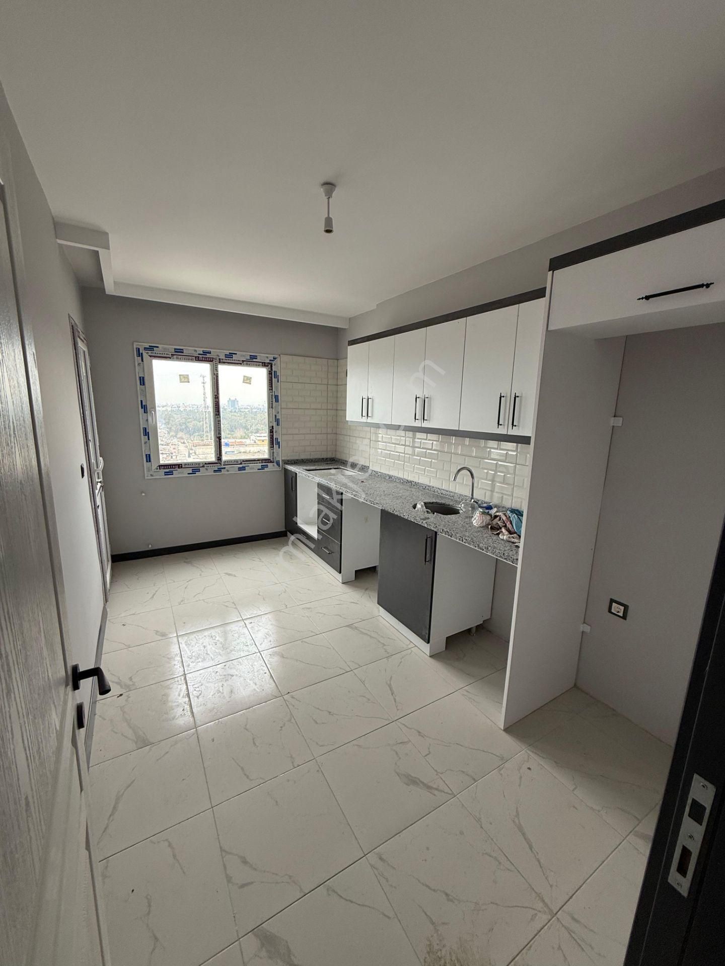 Adana Polis Okuluna Yakın E5 Üzerinde 3+1 Kullanılmamış Kiralık Fiyatı Cazip Daire - Görsel 3