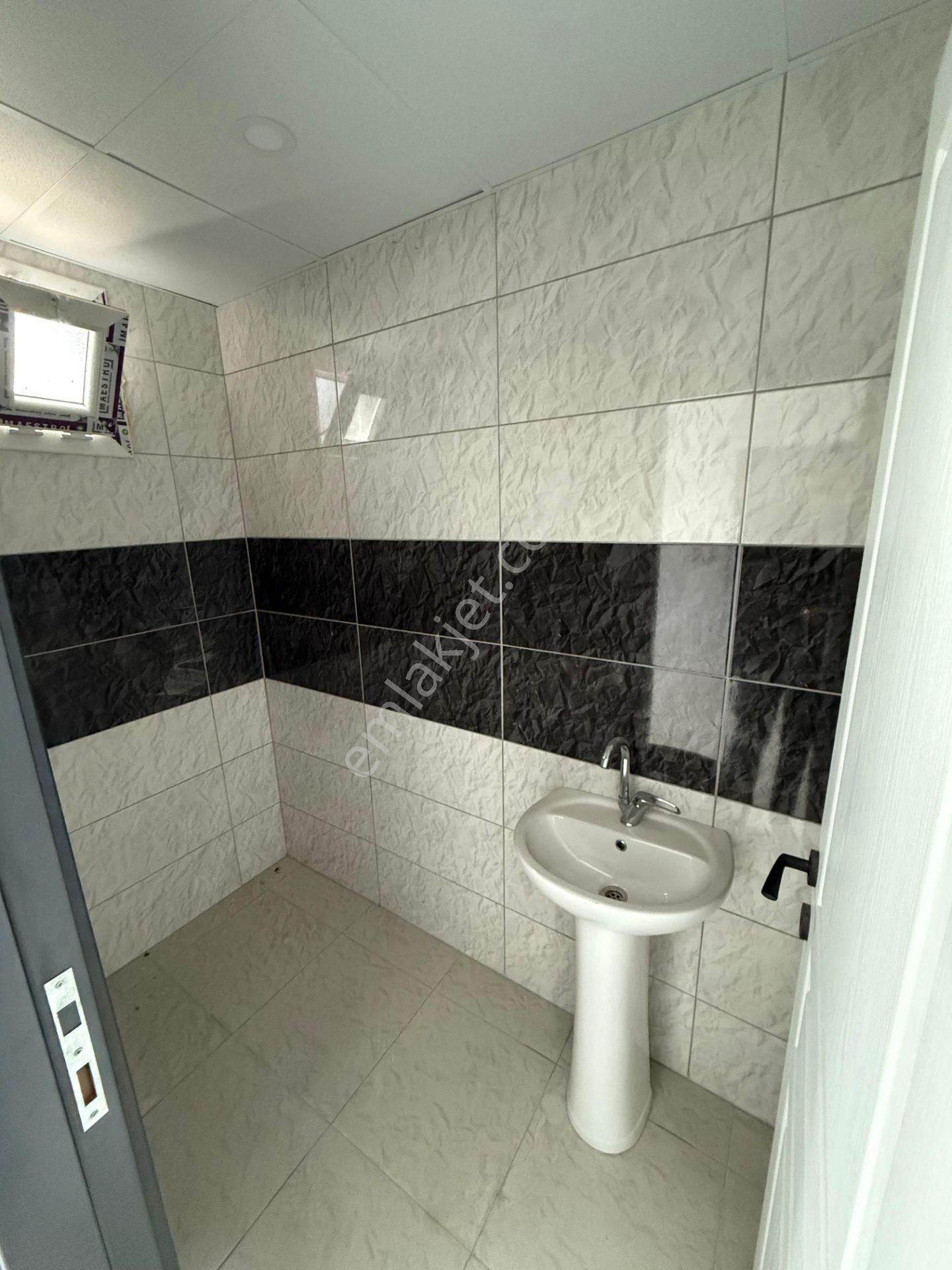 Adana Polis Okuluna Yakın E5 Üzerinde 3+1 Kullanılmamış Kiralık Fiyatı Cazip Daire - Görsel 13