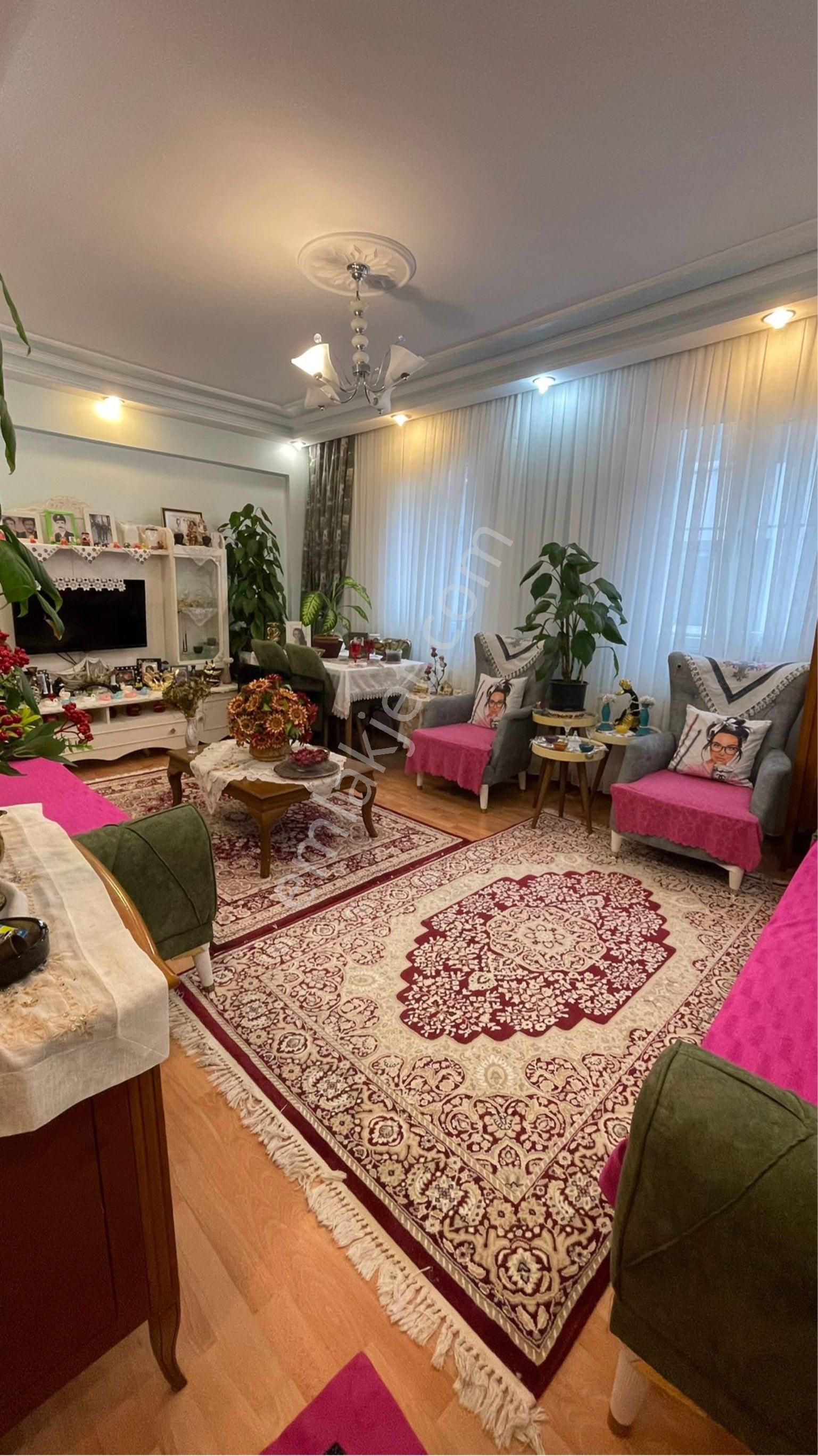 İlkadım Yenıdoğan Mahallesı’nde Köşebaşı Satılık 3 + 1 Daıre - Görsel 6