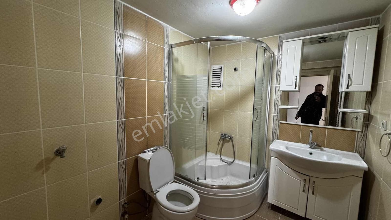 Mercanlardan Yeşilevler'de 3+1 Kiralık Daire - Görsel 3