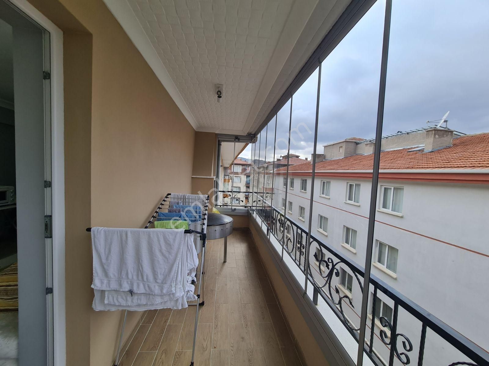 Karapürçekte 4+1 Full+full Yapılı Daire - Görsel 29