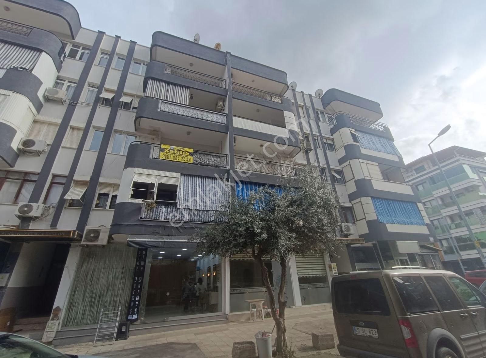 Çınarlı Caddesine 10 Metre Mesafede 3+1 Satılık Daire - Görsel 15