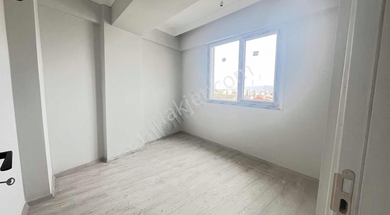 Yeşilyurt Mah. Satılık 1+1 Daire - Görsel 11