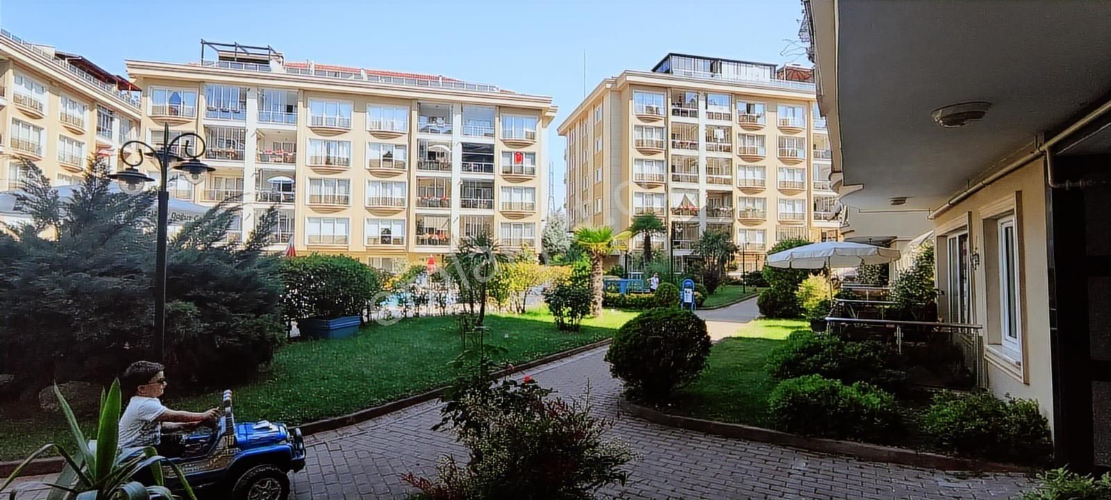 Franco Vadi Evlerinde Metro 5 Dk Mesafede Havuzlu Site İçi 2+1 - Görsel 4