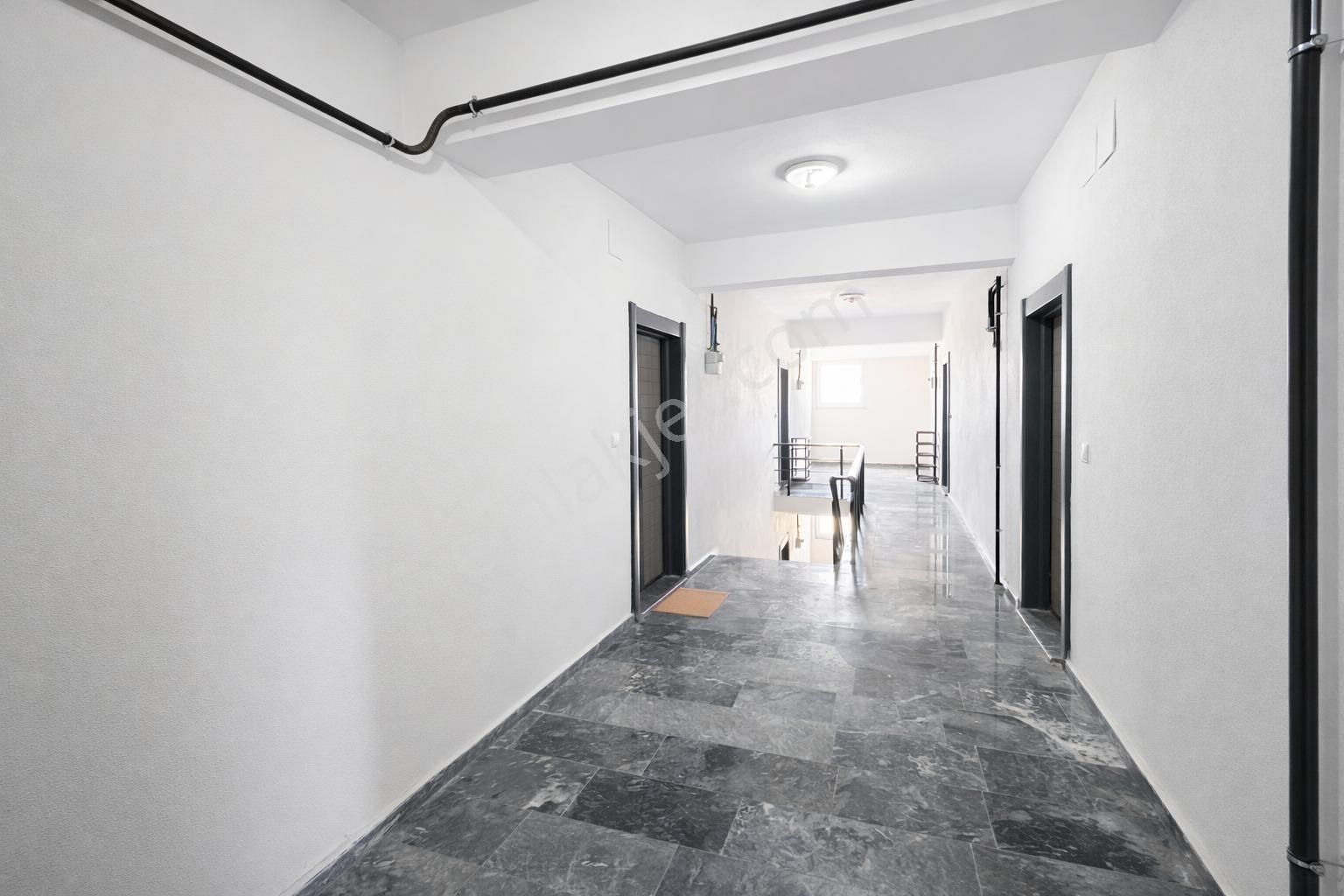 Kocaali Yalıda Havuzlu Site İçerisinde, Kiralık 1+1 Daire - Görsel 24