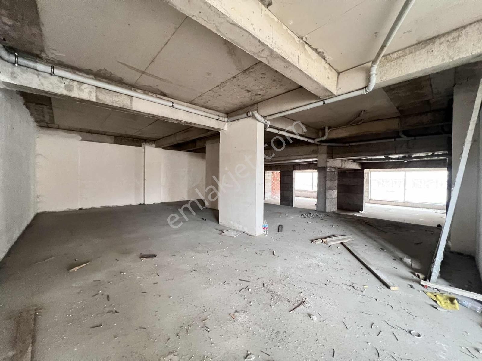 Üçevler Mh Satılık Sıfır 327 M2 Köşe Dükkan - Görsel 2