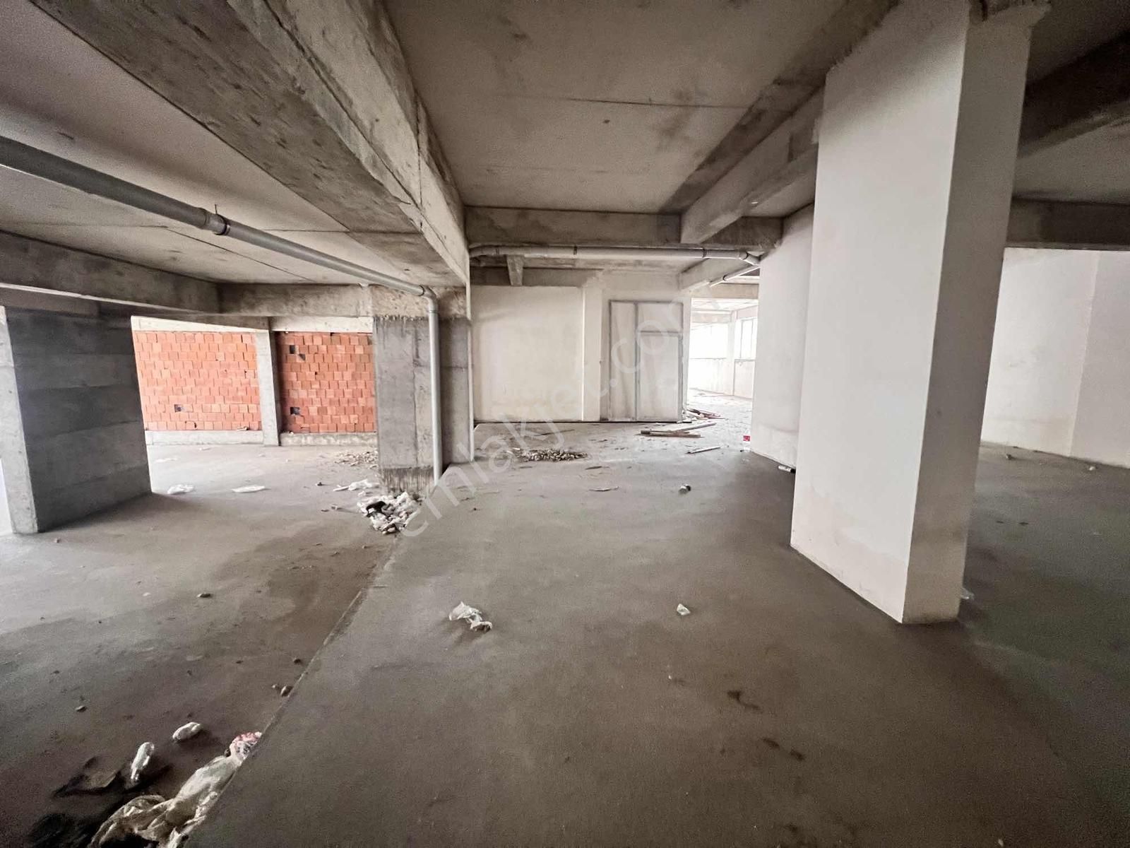 Üçevler Mh Satılık Sıfır 327 M2 Köşe Dükkan - Görsel 3