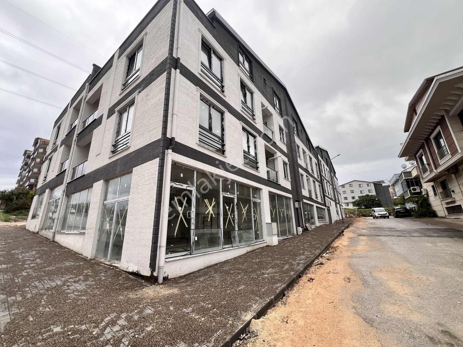Üçevler Mh Satılık Sıfır 327 M2 Köşe Dükkan - Görsel 4