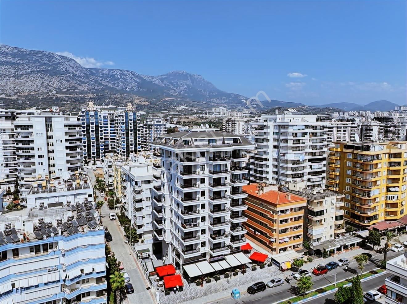 Alanya Mahmutlar 2+1 Lüks Kompleks 80m2 Denize 150m Fııırsaat - Görsel 3