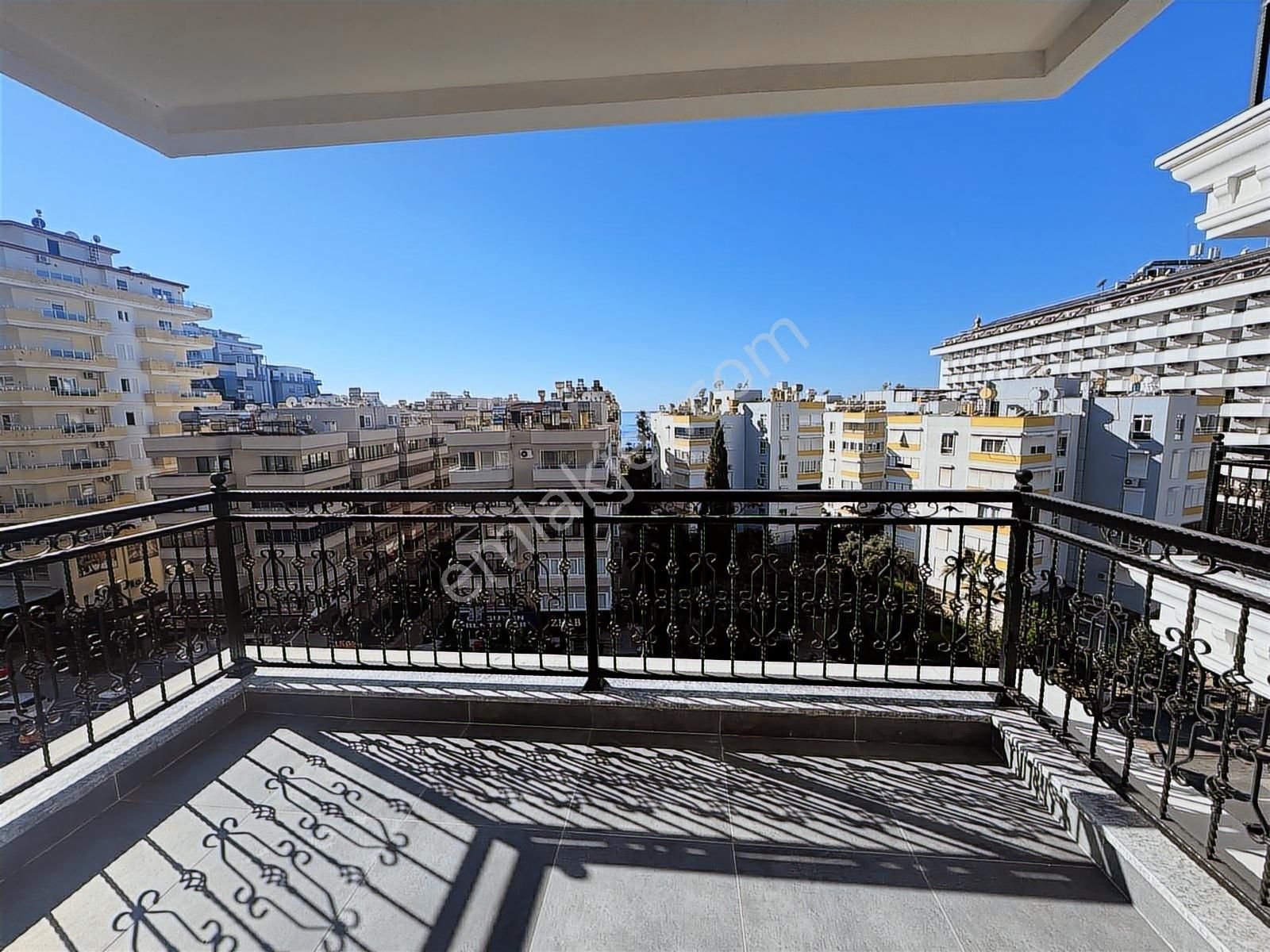 Alanya Mahmutlar 2+1 Lüks Kompleks 80m2 Denize 150m Fııırsaat - Görsel 29