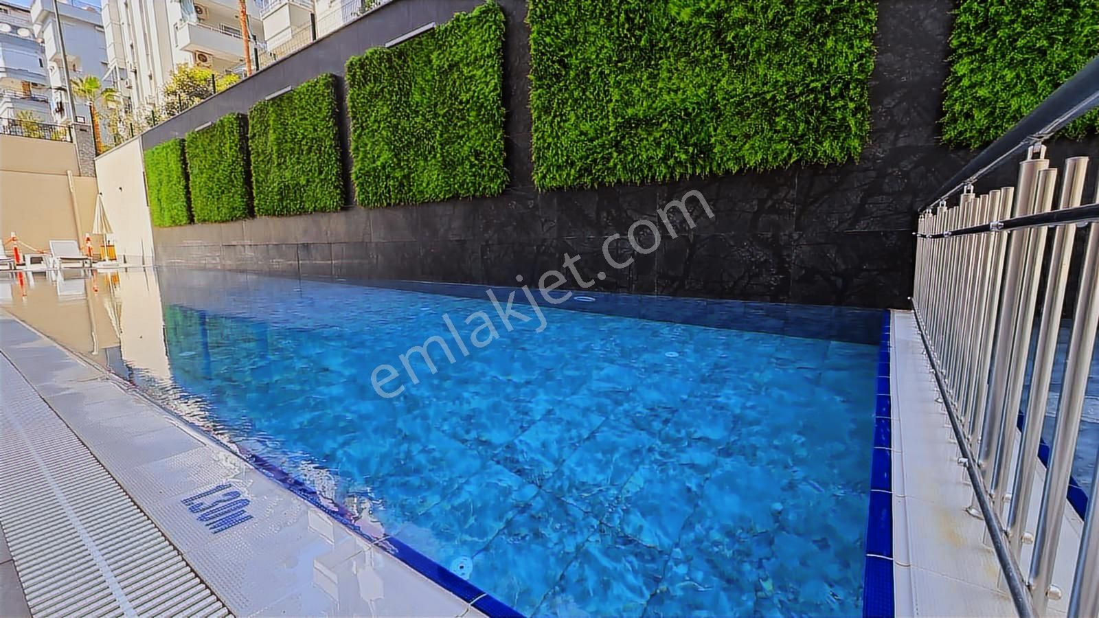 Alanya Mahmutlar 2+1 Lüks Kompleks 80m2 Denize 150m Fııırsaat - Görsel 13