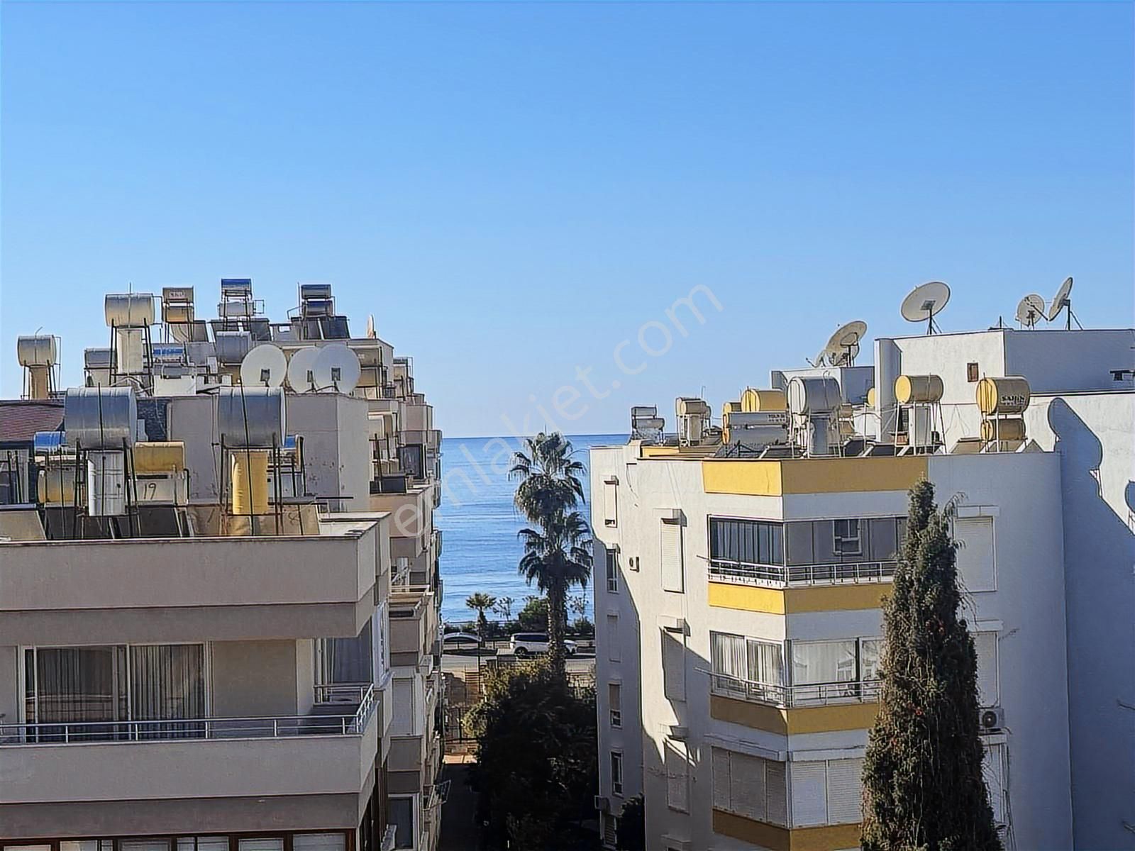 Alanya Mahmutlar 2+1 Lüks Kompleks 80m2 Denize 150m Fııırsaat - Görsel 7