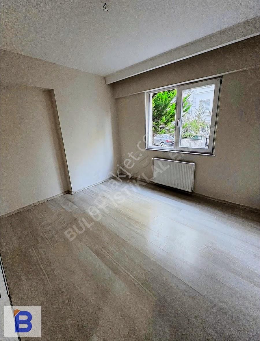 Bulut Emlak;yüksek Kredili Cağaloğluna İki Sokak Salon Ayrı 2+1 - Görsel 22