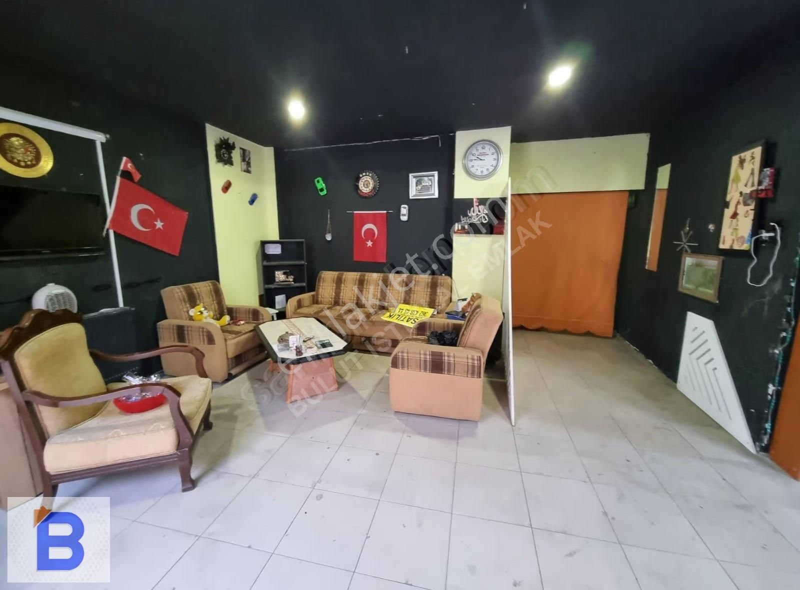 Bulut Emlak'tan Esenevler'de Depolu Dükkan - Görsel 16