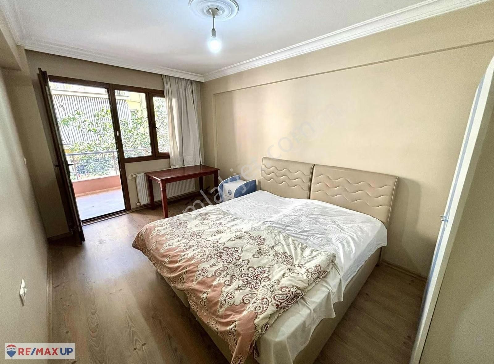 Satılık Hasanağa Yakını Çift Cephe, Çift Balkon Fırsat 2+1 Daire - Görsel 2