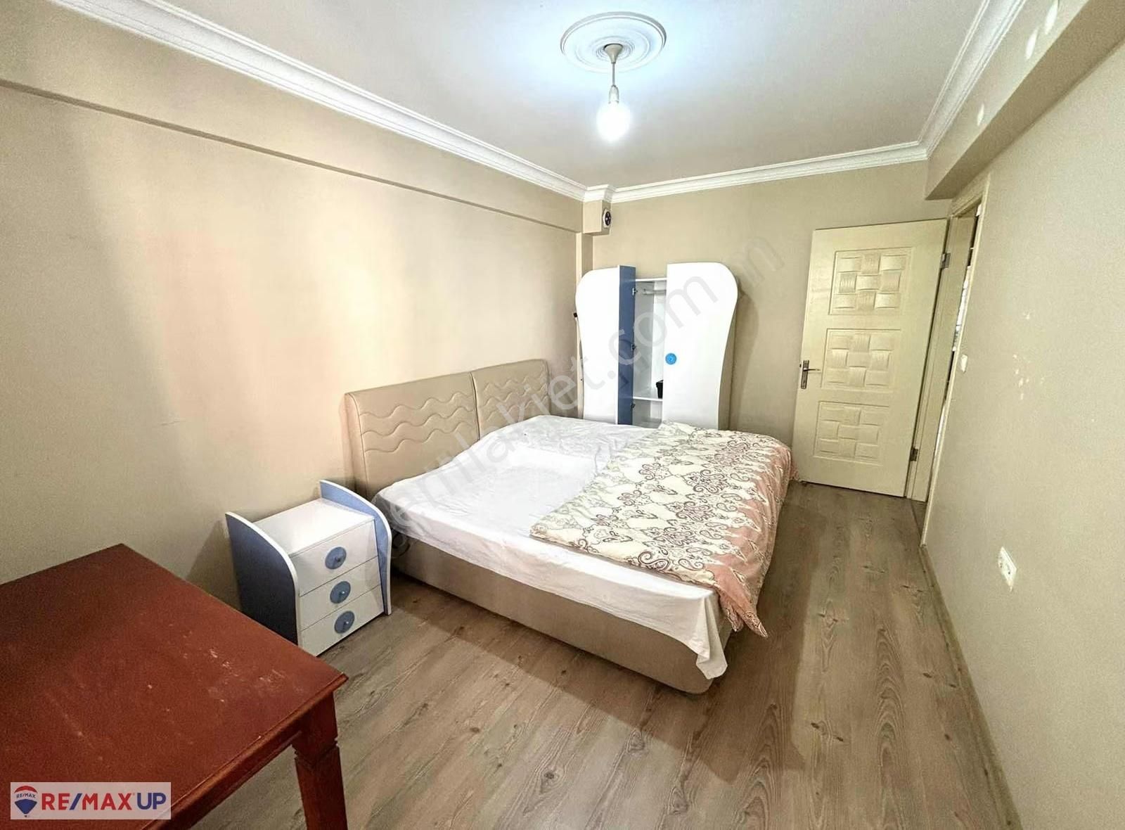 Satılık Hasanağa Yakını Çift Cephe, Çift Balkon Fırsat 2+1 Daire - Görsel 3