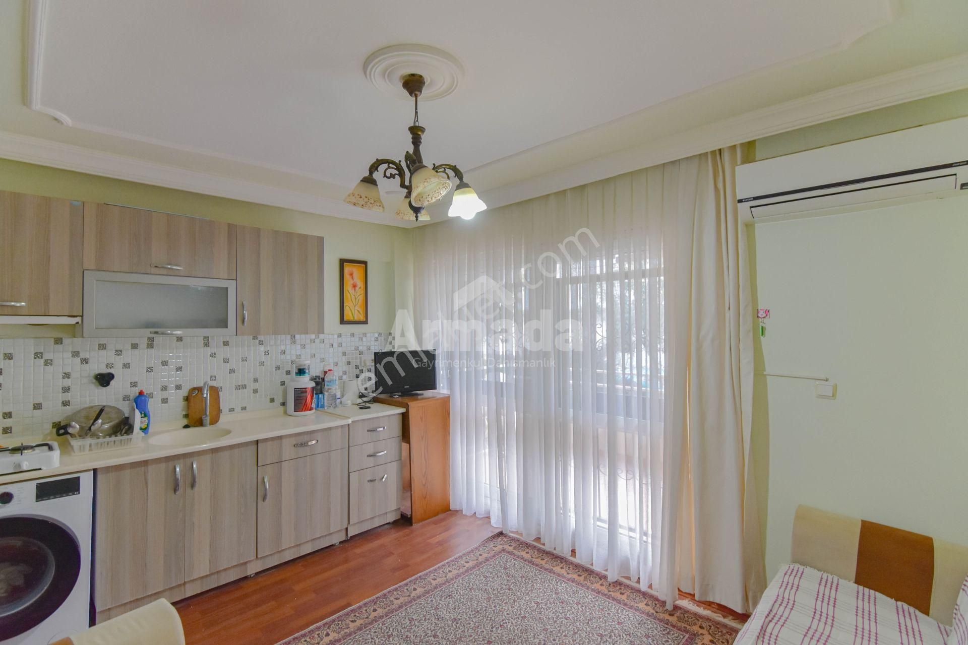 Kuşadası Merkezi Konum Marina Bölgesinde Sahile Yakın 3+1 - Görsel 3