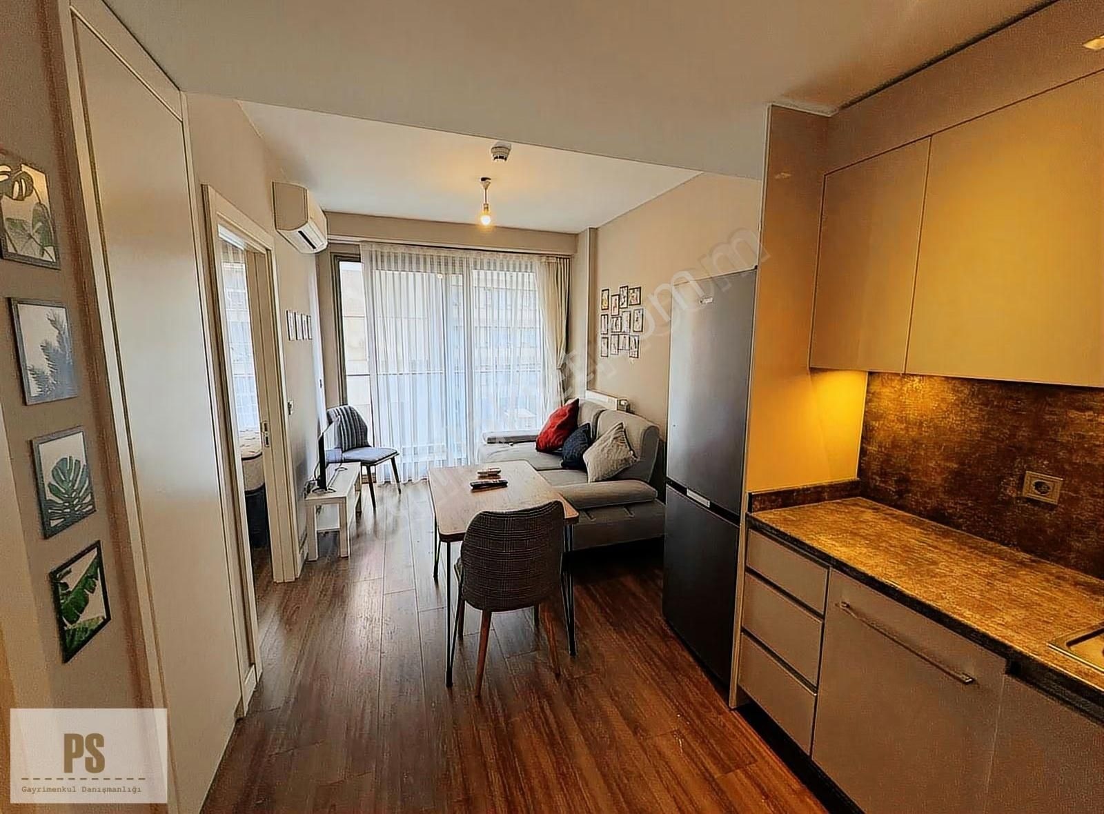 Satış Ve Kiralama Ofisinden 1+1 Teraslı Kiracılı Satılık Daire