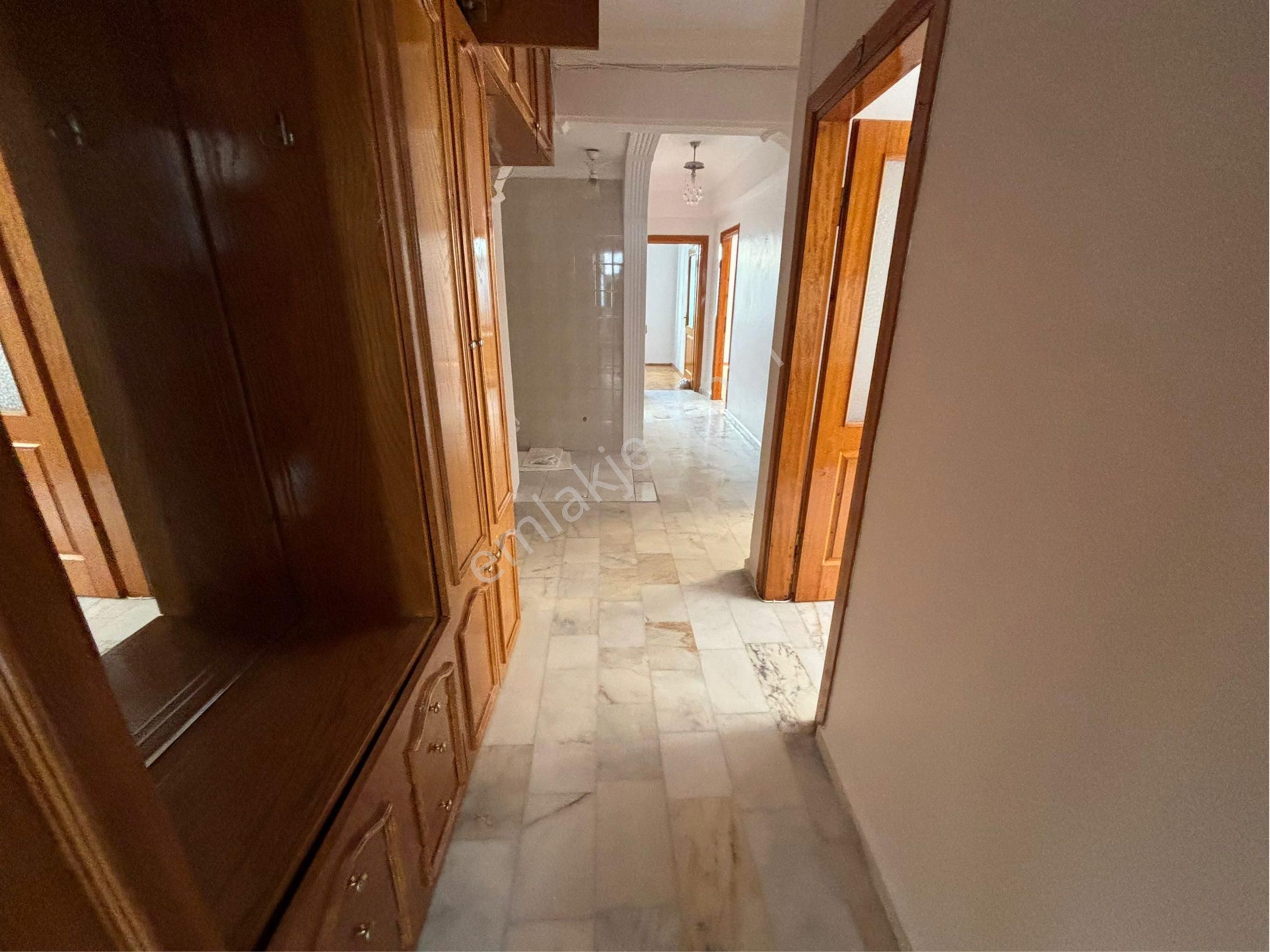 Merkez’de 3+1 Sağlam Raporlu 150m2 Kiralık 3.kat Temiz Daire - Görsel 34