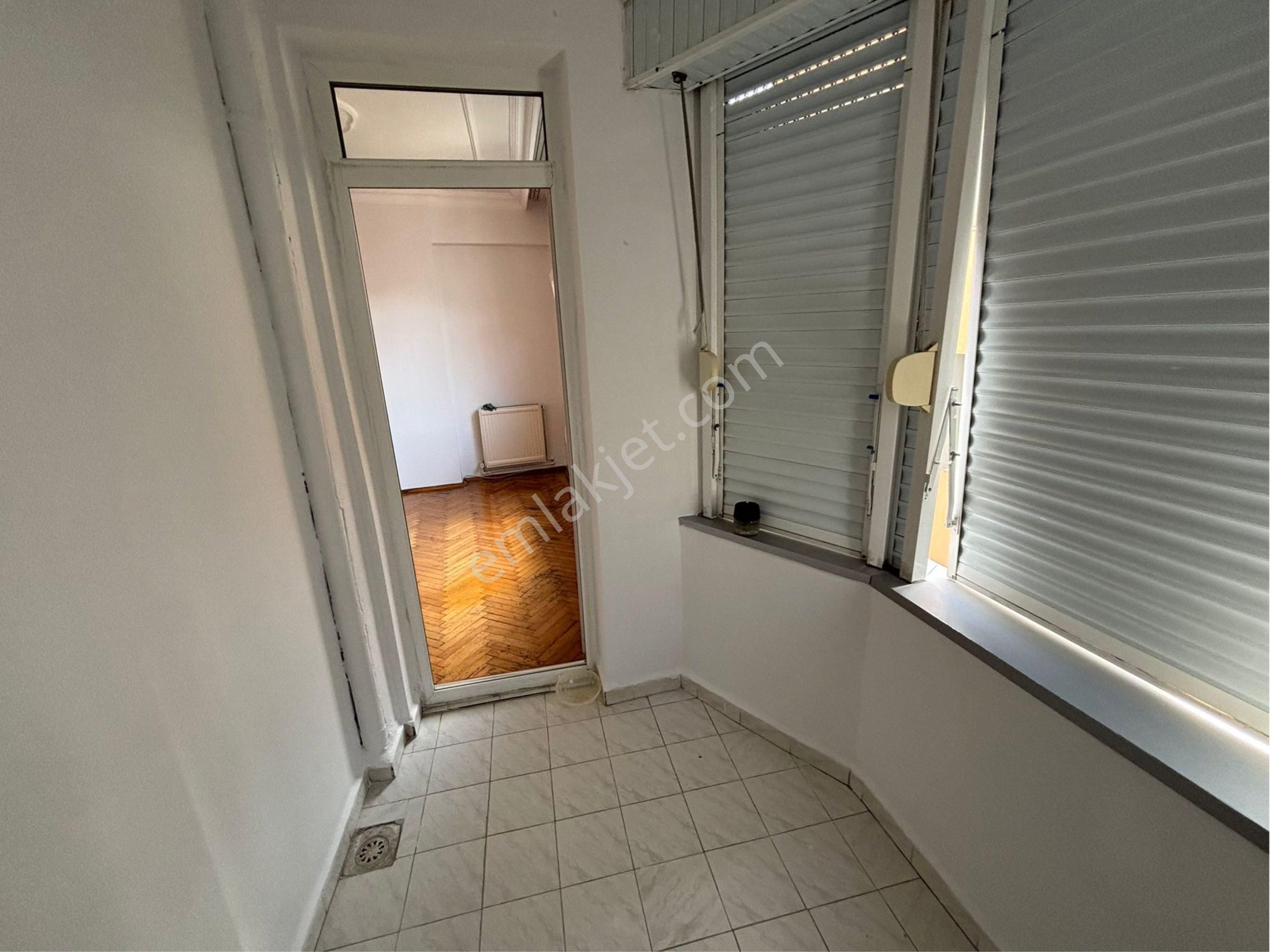 Merkez’de 3+1 Sağlam Raporlu 150m2 Kiralık 3.kat Temiz Daire - Görsel 4