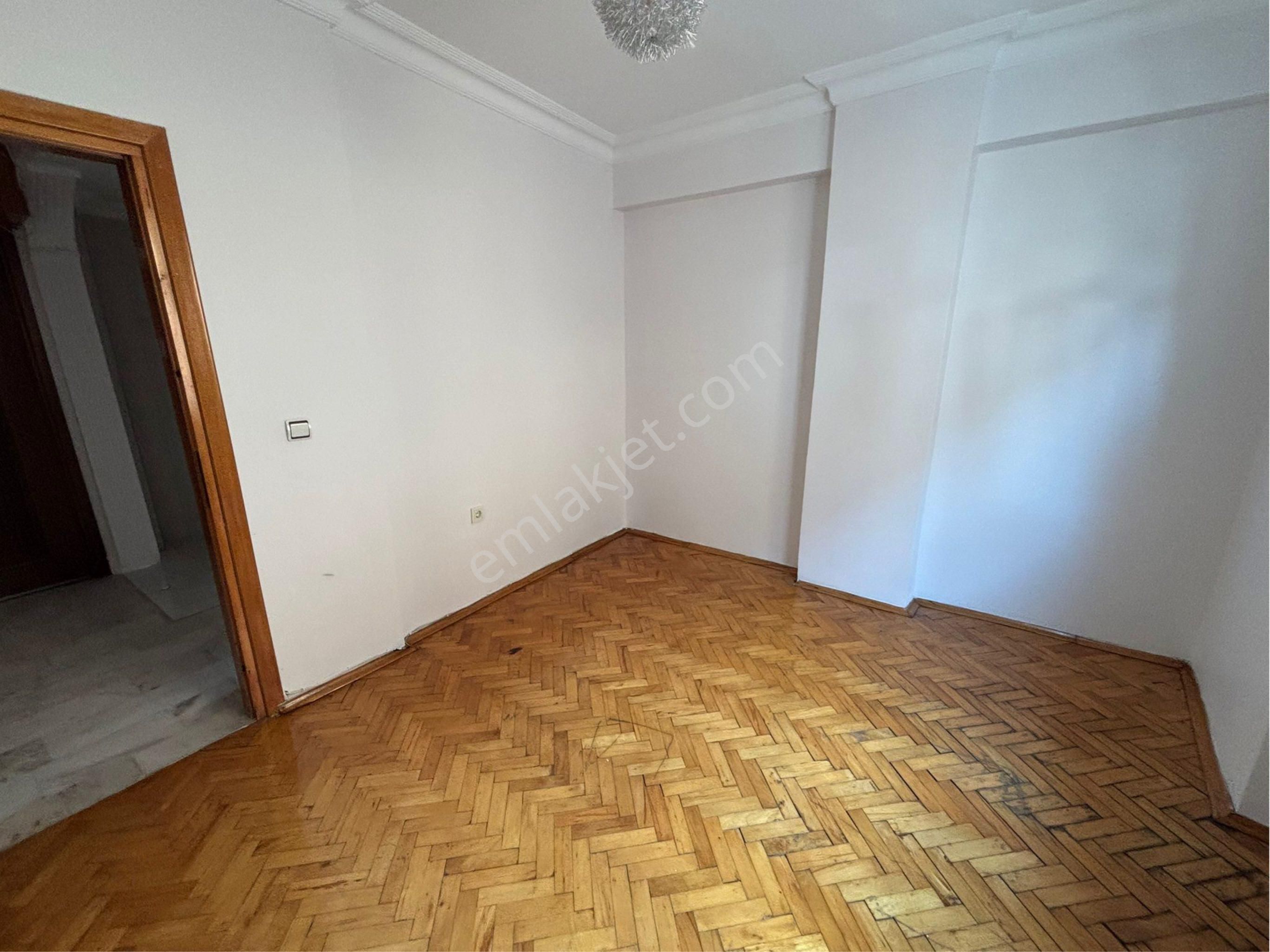 Merkez’de 3+1 Sağlam Raporlu 150m2 Kiralık 3.kat Temiz Daire - Görsel 18