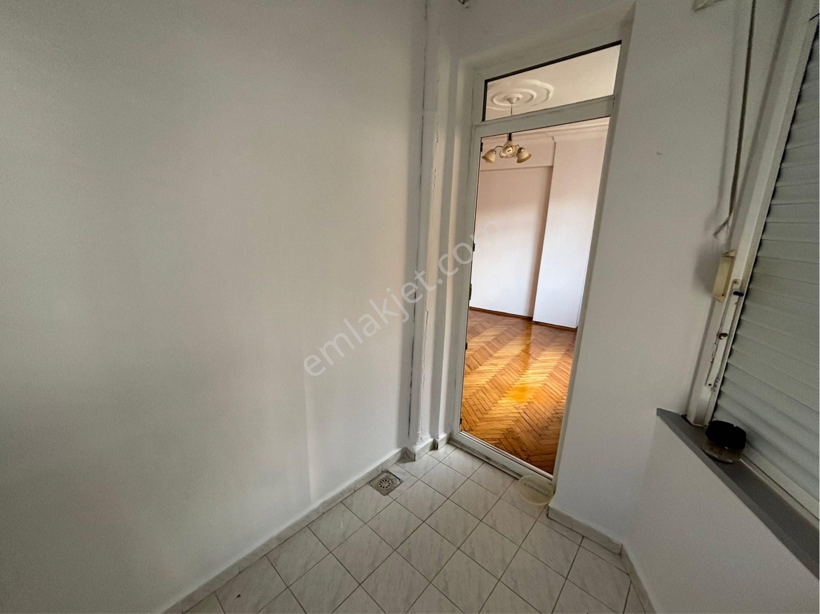 Merkez’de 3+1 Sağlam Raporlu 150m2 Kiralık 3.kat Temiz Daire - Görsel 27