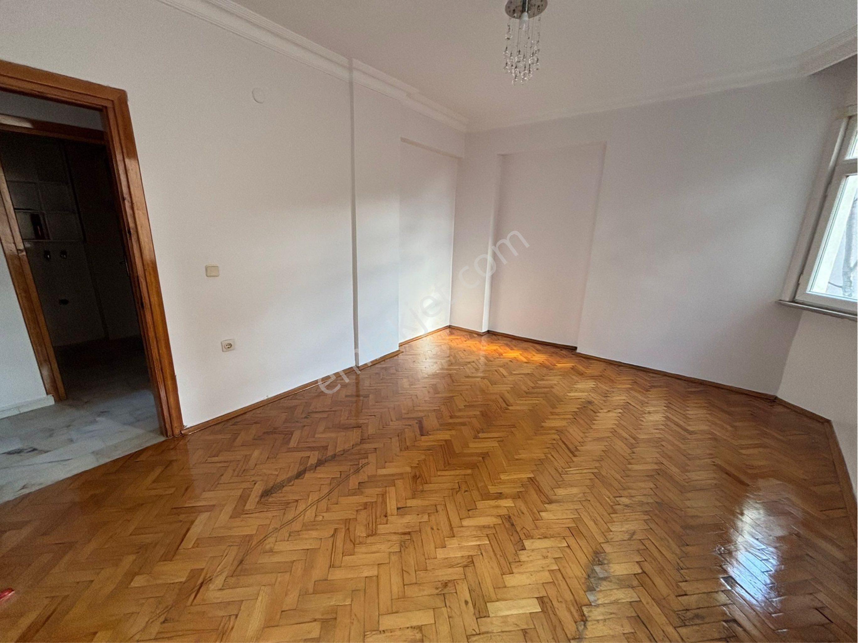 Merkez’de 3+1 Sağlam Raporlu 150m2 Kiralık 3.kat Temiz Daire - Görsel 3