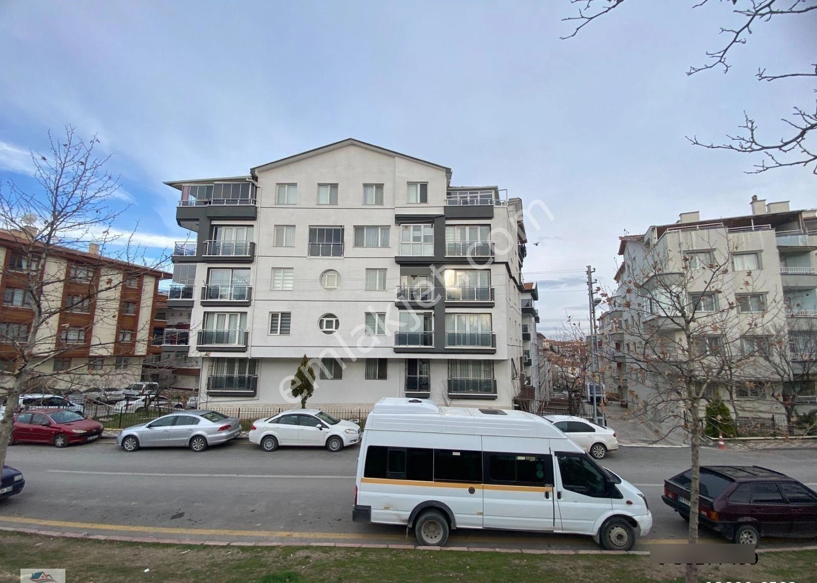 Elvanda Satılık 3+1 Teras Asansörlü Güneş İçinde - Görsel 4