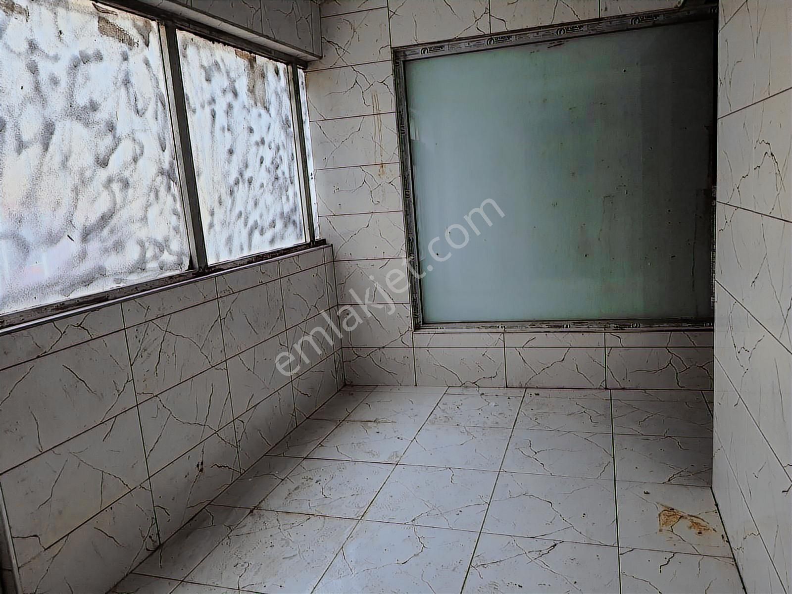 Hançerli'de Köşe Başı Satılık Dükkan - Görsel 10