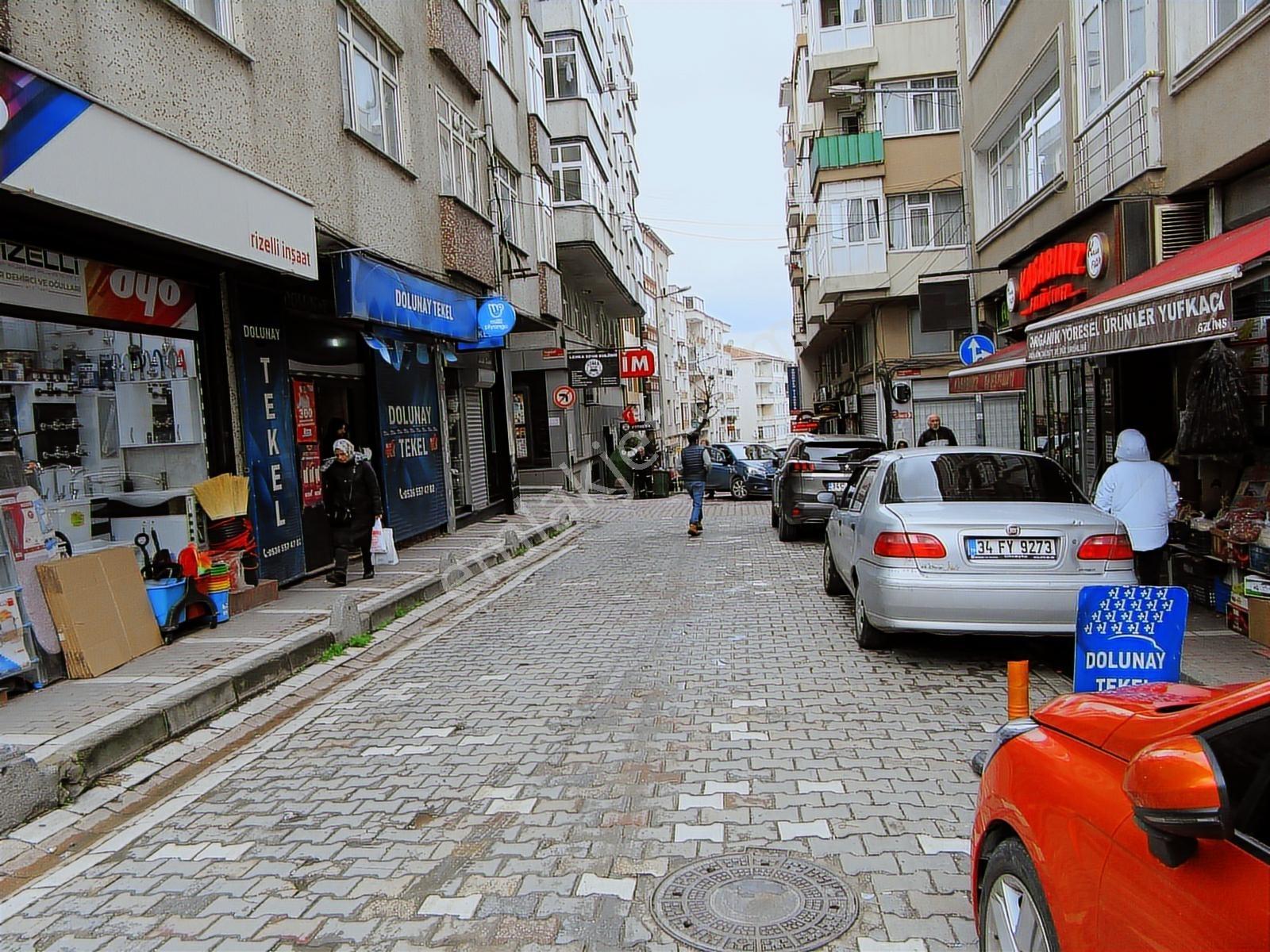 Fiyat Düştü! Emniyetevlerinde 65m2 Boş Masrafsız Satılık Dükkan - Görsel 15