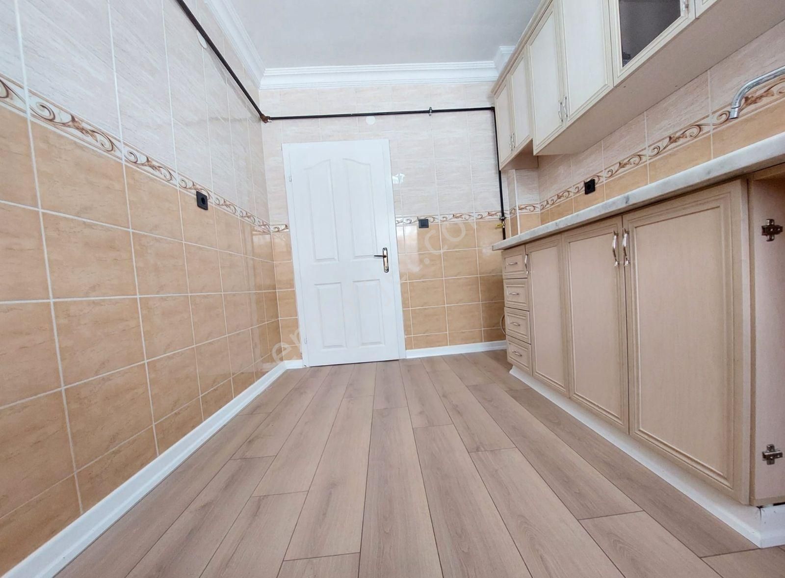 Murat Türkmen'den Sincan_mareşal'de Ön_cephe Asansörlü 3+1_daire - Görsel 4