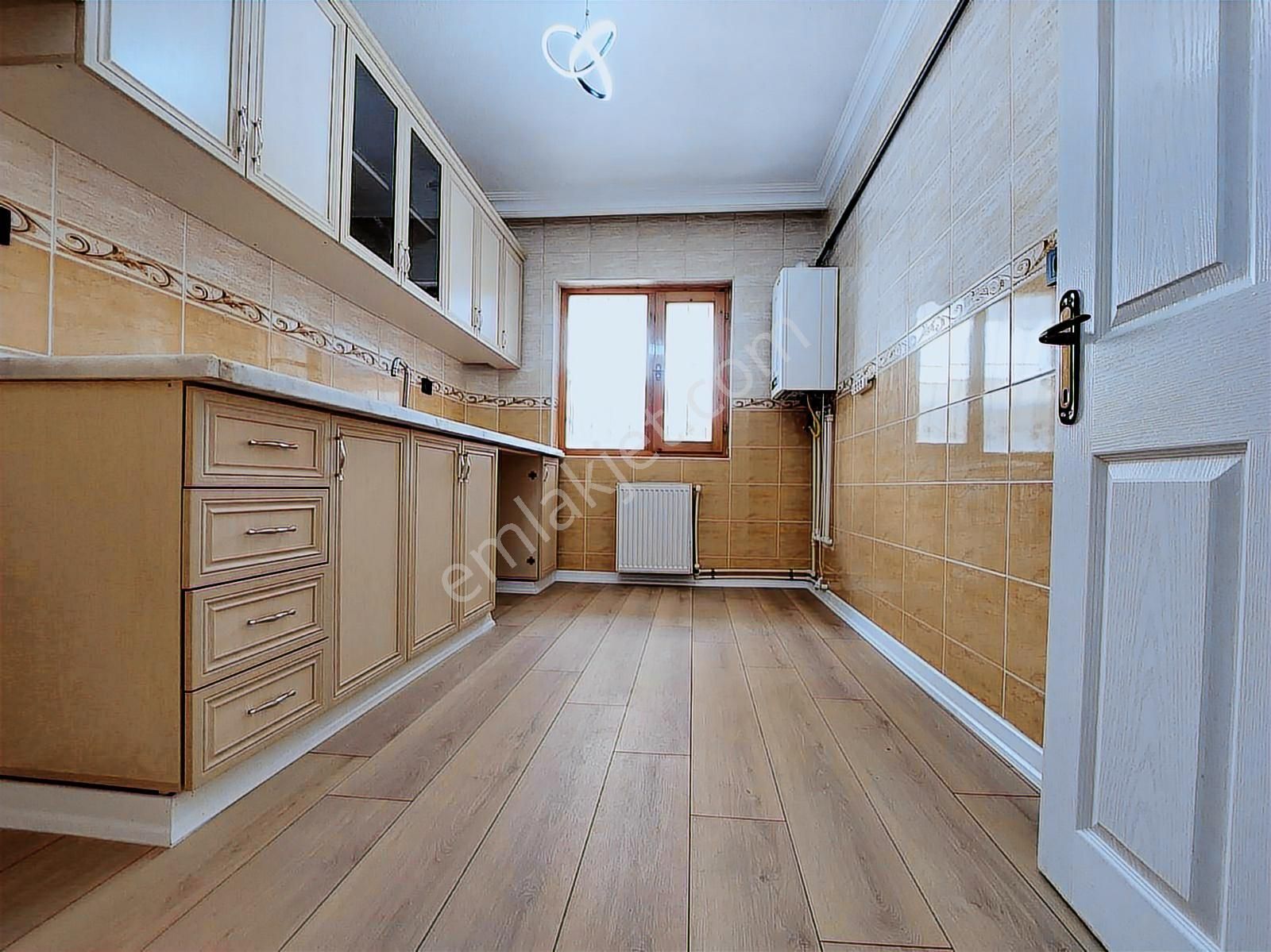 Murat Türkmen'den Sincan_mareşal'de Ön_cephe Asansörlü 3+1_daire - Görsel 5