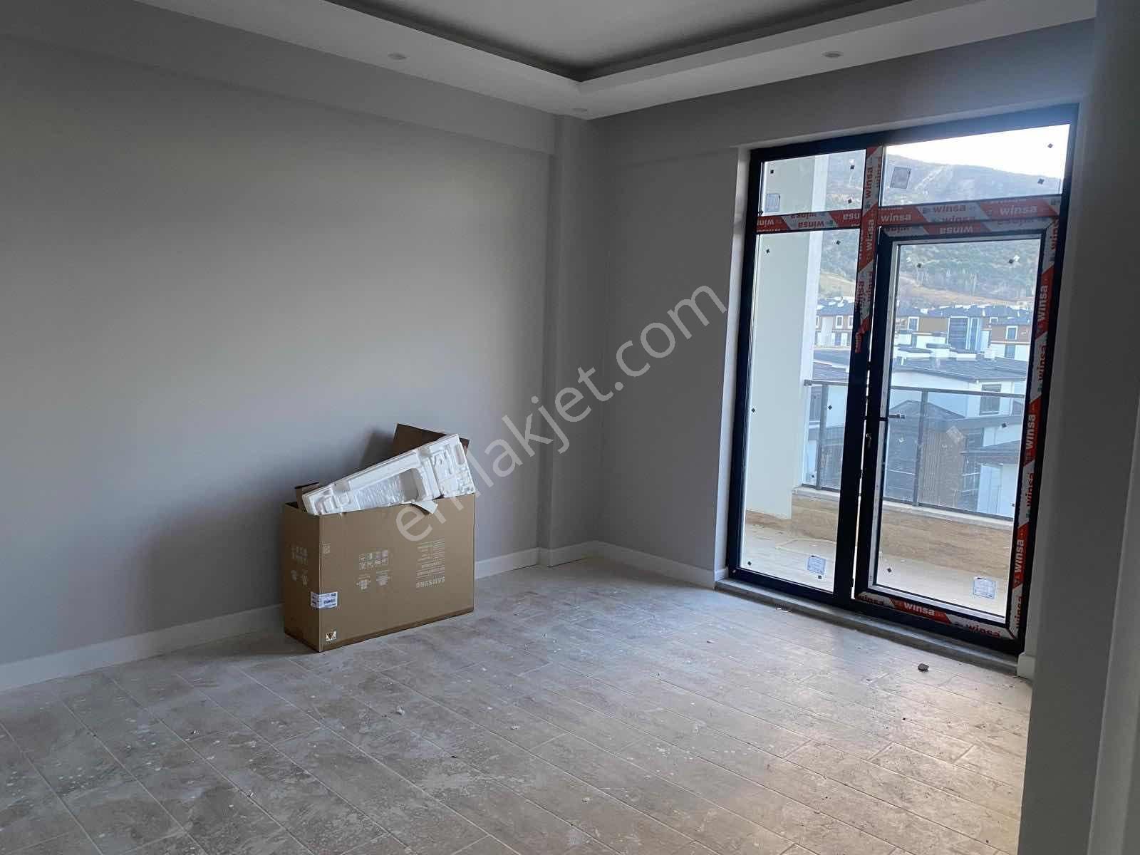 Dinamikten 2+1 Kiralık Lüx Daire - Görsel 9