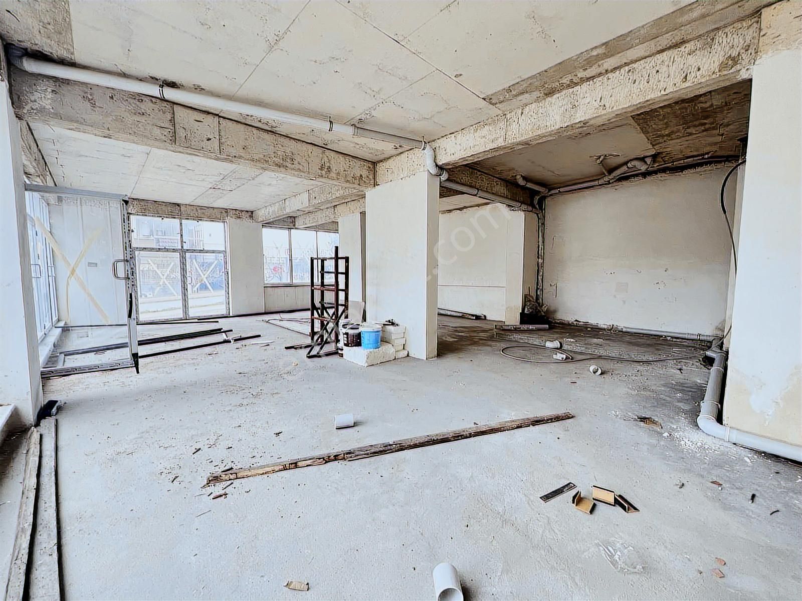 Kültür Mh Satılık Sıfır 107 M2 Köşe Dükkan